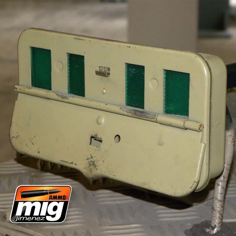 AMMO of Mig Jimenez 0092 CRYSTAL GREEN
