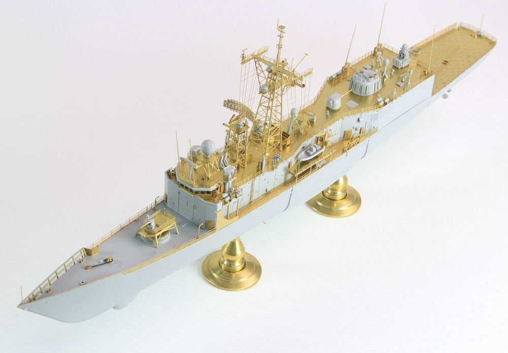 Pontos 38019F1 USS FFG Oliver Hazard Perr Class L.H. Detail Up Set &amp;quot;Advanced&amp;quot; with Kit 1/350 – Bild 4