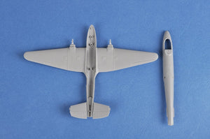 Hobby Boss 80296 Soviet PE 2 Bomber 1/72 – image 4