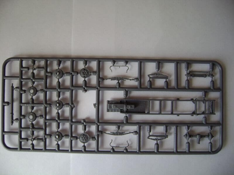 Zebrano 72101 ZiS-12 Special Truck 1/72 – imagen 6