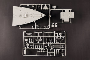 Trumpeter 03720 Olympic 1/200 – zdjęcie 13