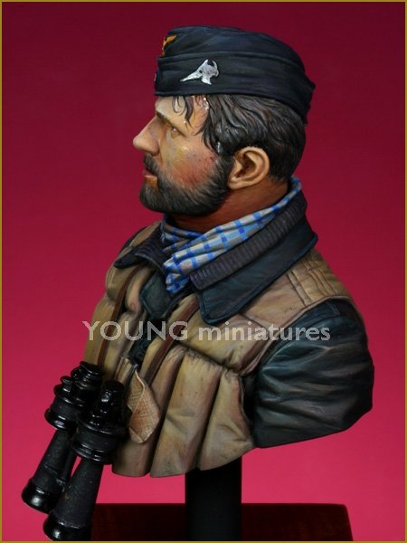 Young Miniatures YM1818 U-BOAT CREW WWII 1/10 – image 9
