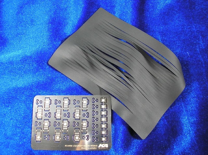 KA Models KA-24002 Seat Belt Etching Set ( pasy bezpieczeństwa ) 1/24 – imagen 2