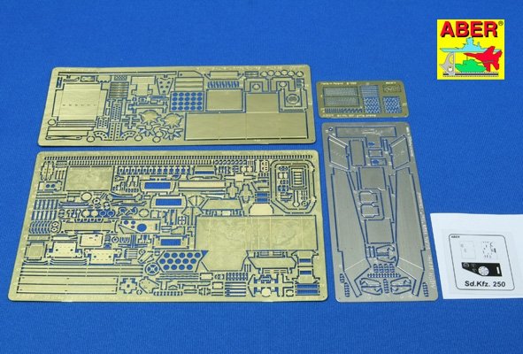 Aber 35074 Sd.Kfz.250/8 Neu Stumel (DRA) 1/35