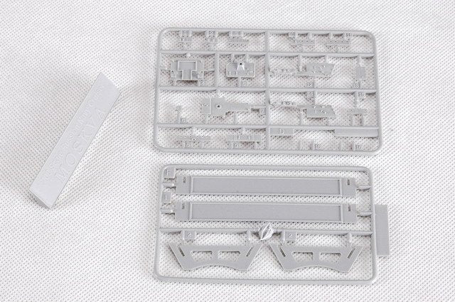Trumpeter 05720 Russian Navy Slava Class Cruiser Moskva 1/700 – imagen 8