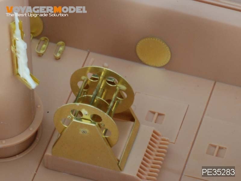 Voyager Model PE35283 WWII German Land-Wasser-Schlepper Amphibious Tractor Mid Production for BRONCO 35015 1/35 – Bild 2