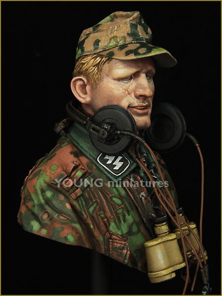 Young Miniatures YM1851 German WAFFEN SS Panzer Officer WWII 1/10 – imagen 7