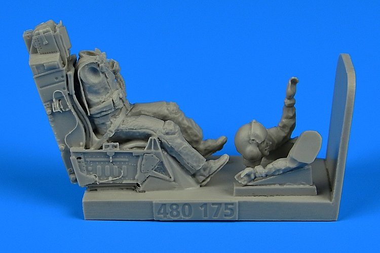 Aerobonus 480175 USAF Fighter Pilot with ejection seat for F-16 1/48 Hasegawa/Tamiya
