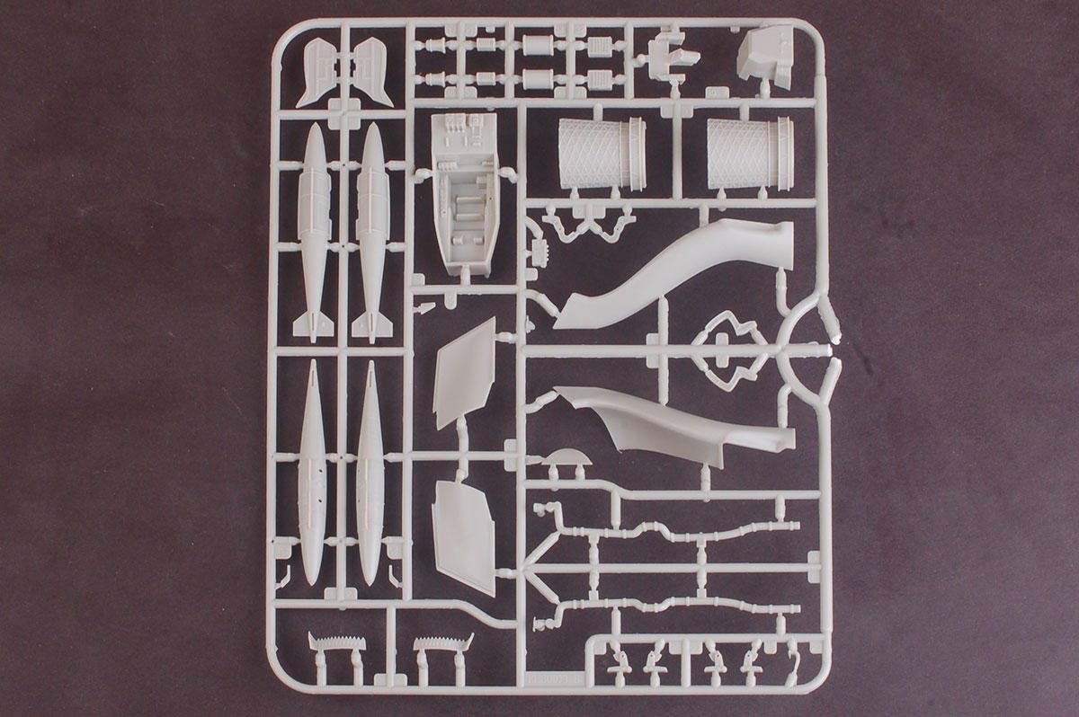 Kitty Hawk 80132 F-35C Lighting II 1/48 – imagen 9
