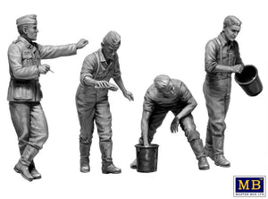 Master Box 35237 Schnelle Truppen - German WWII Drivers 1/35 – imagen 2