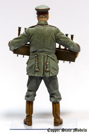 Copper State Models F32-004 German aerodrome personnel with grenades crate 1/32 – immagine 3