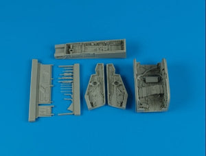 Aires 2072 F-100D Super Sabre wheel bay 1/32 Trumpeter