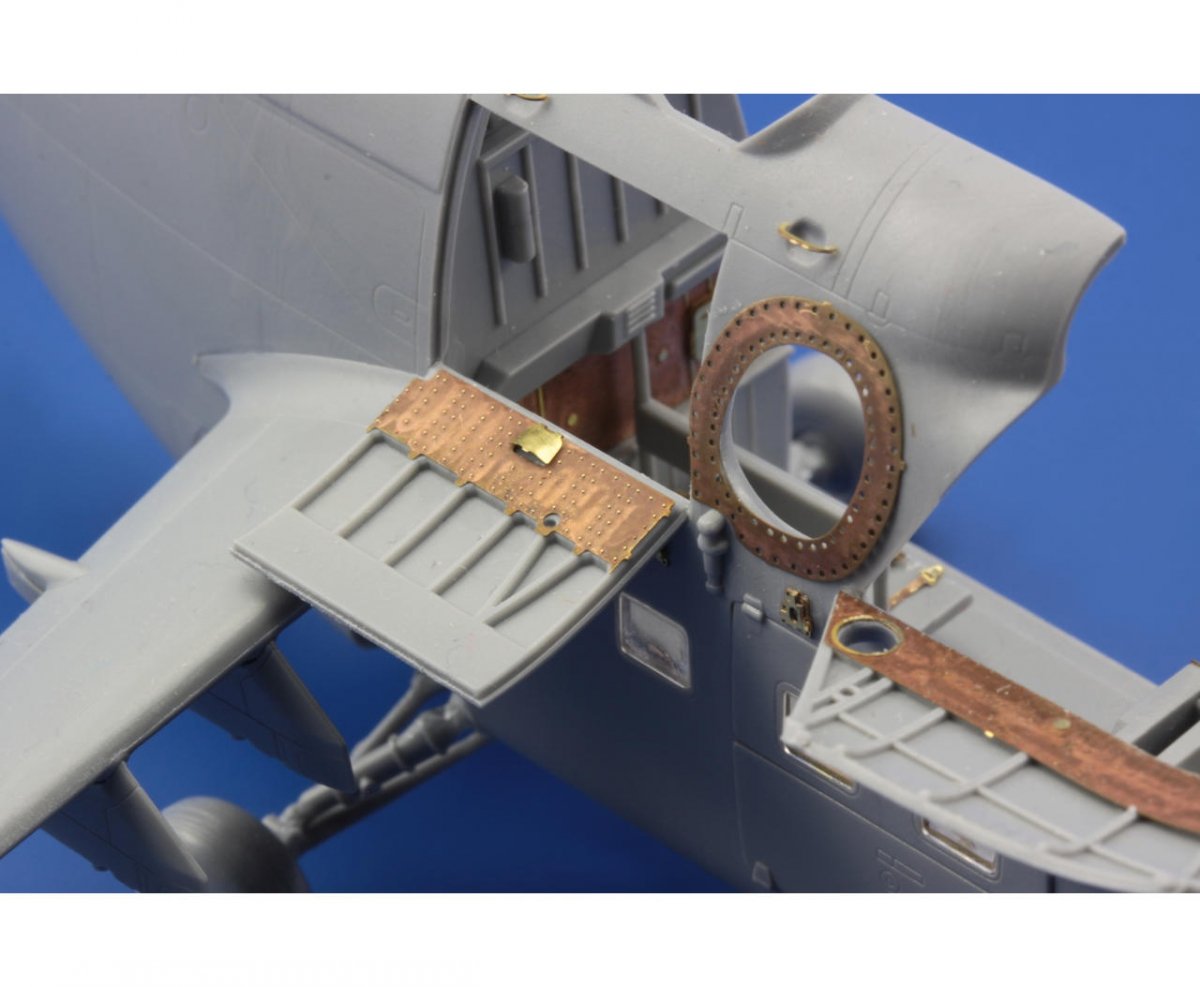 Eduard 72513 Mi-24V Hind E exterior 1/72 ZVEZDA – imagen 2