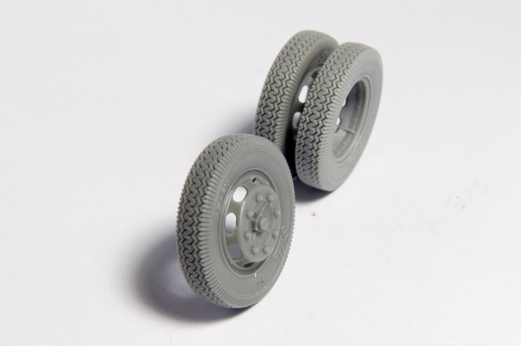 Panzer Art RE35-352 KHD 3000S road wheels (commercial pattern) 1/35 – zdjęcie 2
