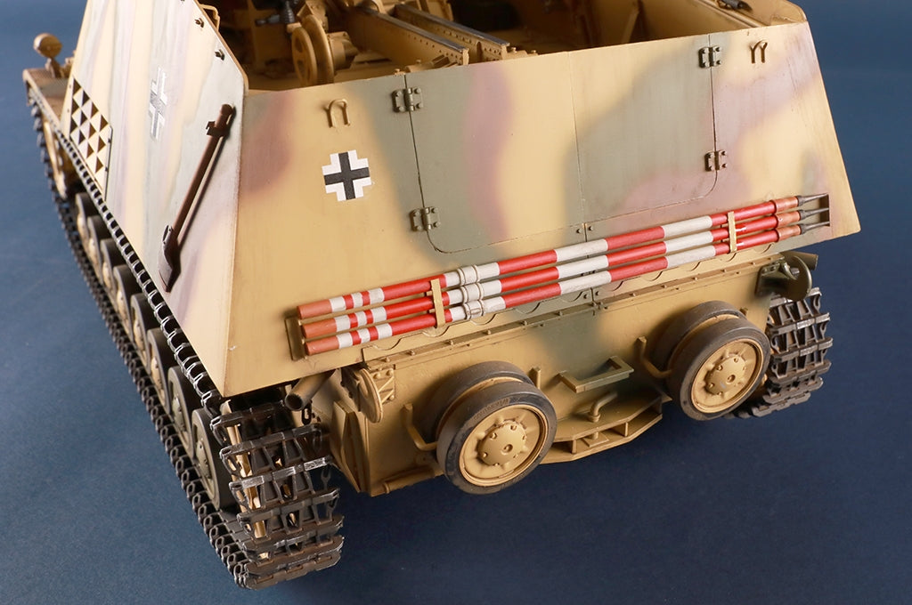 Trumpeter 00953 German Sd.Kfz.165 Hummel Late Production 1/16 – imagen 12
