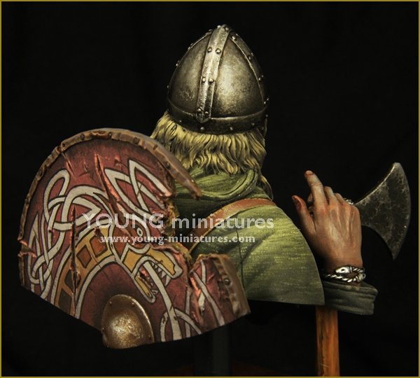 Young Miniatures YH1841 VIKING Warrior 1/10 – immagine 5