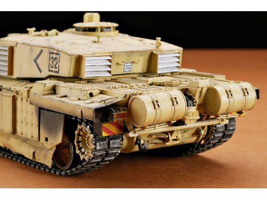 Trumpeter 00323 British Challenger 2 MBT (OP. Telic) Iraq 2003 1/35 – imagen 9