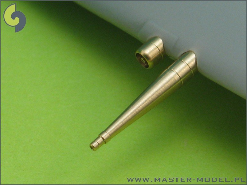 Master AM-72-005 Supermarine Spitfire E wing early - Hispano 20mm &amp;amp; .50cal dans des carénages (deux versions) – image 2