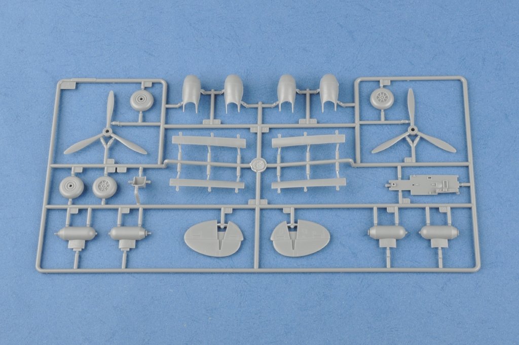 Hobby Boss 85805 P-38L-5-L0 Lightning 1/48 – Bild 5