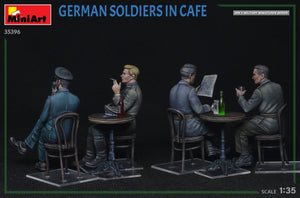 MiniArt 35396 GERMAN SOLDIERS IN CAFE 1/35 – immagine 6