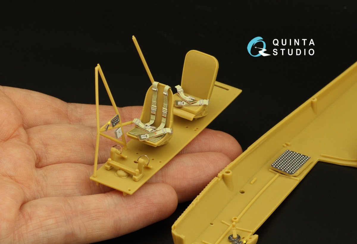 Quinta Studio QD35072 Fi 156C 3D-Printed &amp;amp; coloured Interior on decal paper (Hobby Boss (ex-Tristar)) 1/35 – imagen 7