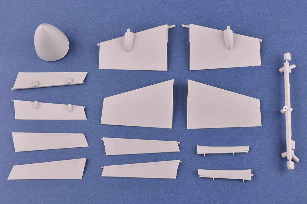 Hobby Boss 81804 AV-8B Harrier II 1/18 – image 9