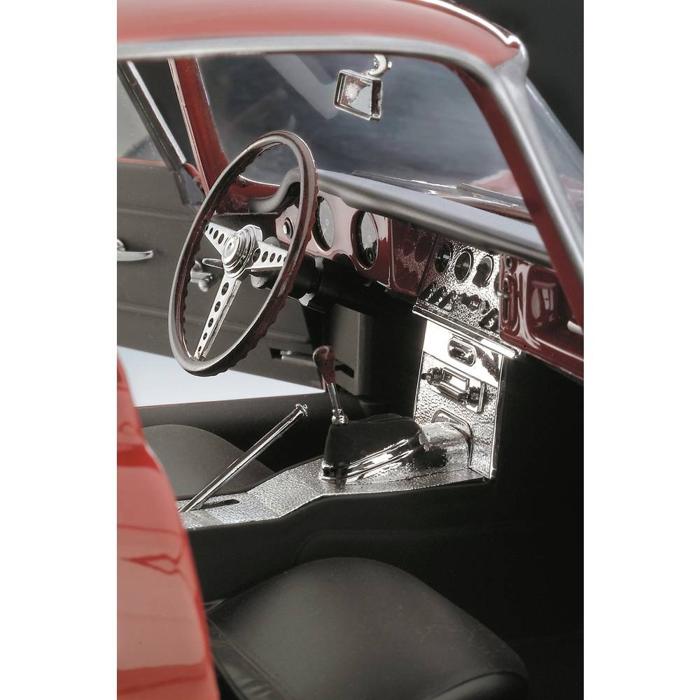 Revell 07717 Jaguar E-Type 1/8 – image 5