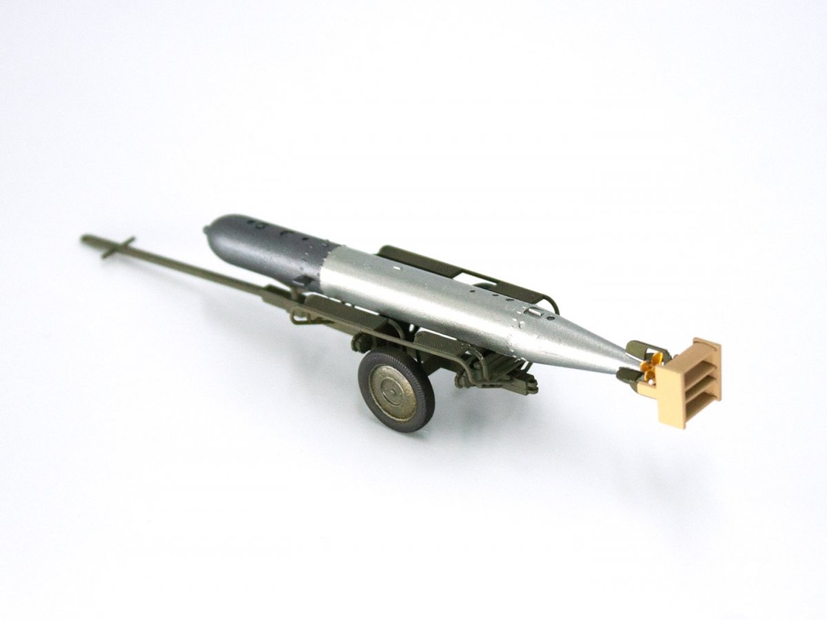 ICM 48404 WWII German Torpedo Trailer 1/48 – imagen 6