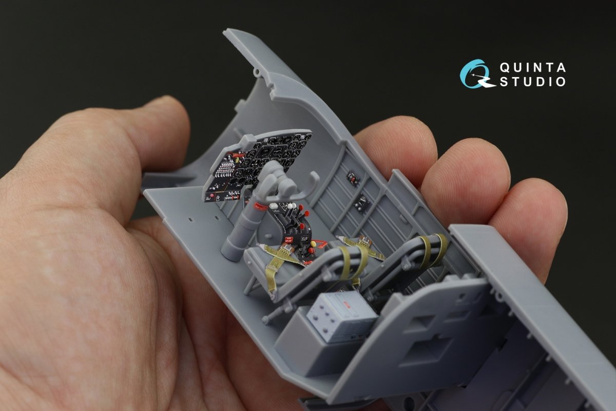 Quinta Studio QD32127 A-26B 3D-Printed &amp;amp; coloured Interior on decal paper (Hobby Boss) 1/32 – immagine 12