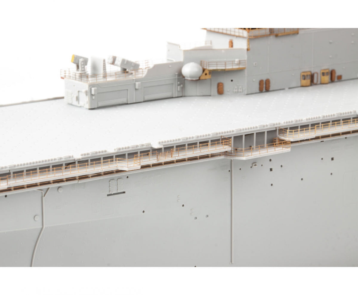 Eduard 53321 USS Wasp LHD-1 part 4 Trumpeter 1/350 – image 8
