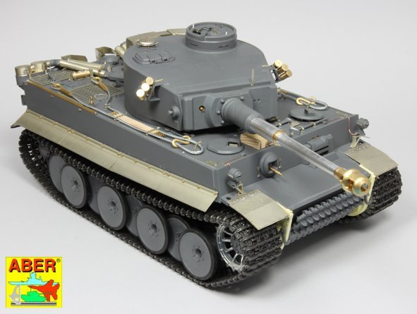Aber 16K02 Pz.Kpfw. VI Ausf.E (Sd.Kfz.181) Tiger I – s.PzAbt. 501 in Tunisia 1/16 – Bild 6