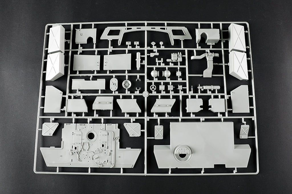 Trumpeter 00948 German Tiger II Heavy Tank - Porsche Turret Early Production 1/16 – Bild 36