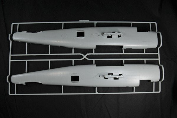 Maquette HK Models 01E02 B-25J Mitchell « Strafer » (1/32) – image 10
