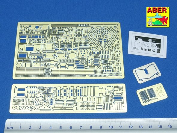 Aber 35167 Sd.Kfz.251/1 ausf.D cz.1 zestaw podstawowy (DRA) 1/35 – Bild 2