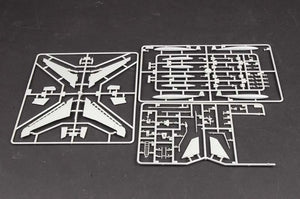 Trumpeter 01650 F-100F Super Sabre 1/72 – Bild 2