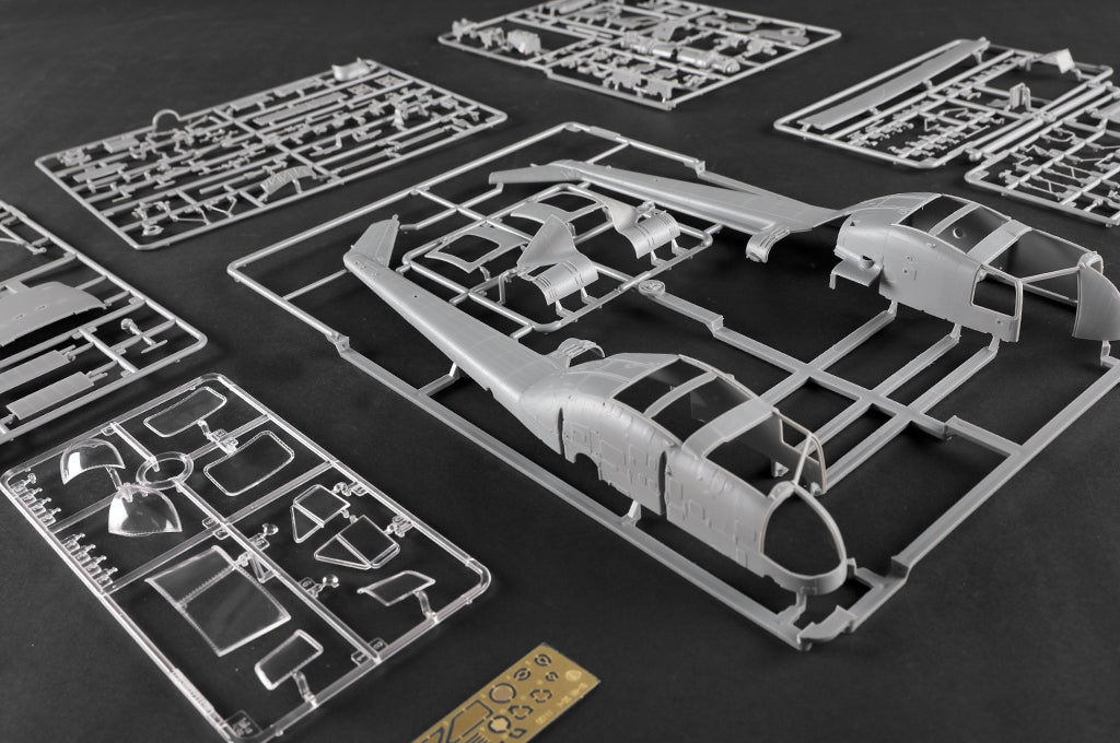 Trumpeter 05111 UH-1B Huey 1/35 – immagine 8