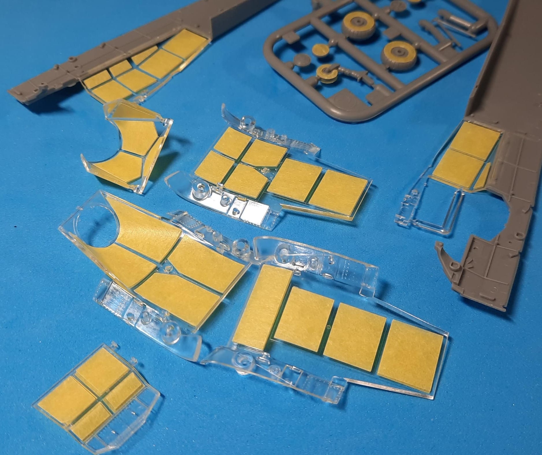 Omask 54100 1/48 Fi 156C Storch Double Sided Mask (for Tamiya) 1/48 – imagen 3